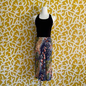 Lightweight Madhouse Tropical Print A-Line Midi Hawaiian Skirt - Small